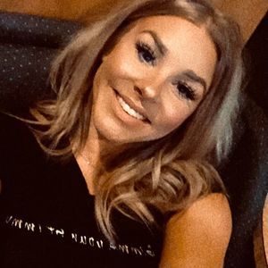 Meet your Posher, Meredith